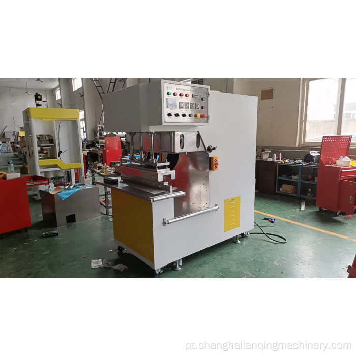 Máquina de soldagem de membrana de tração de PVC de alta frequência